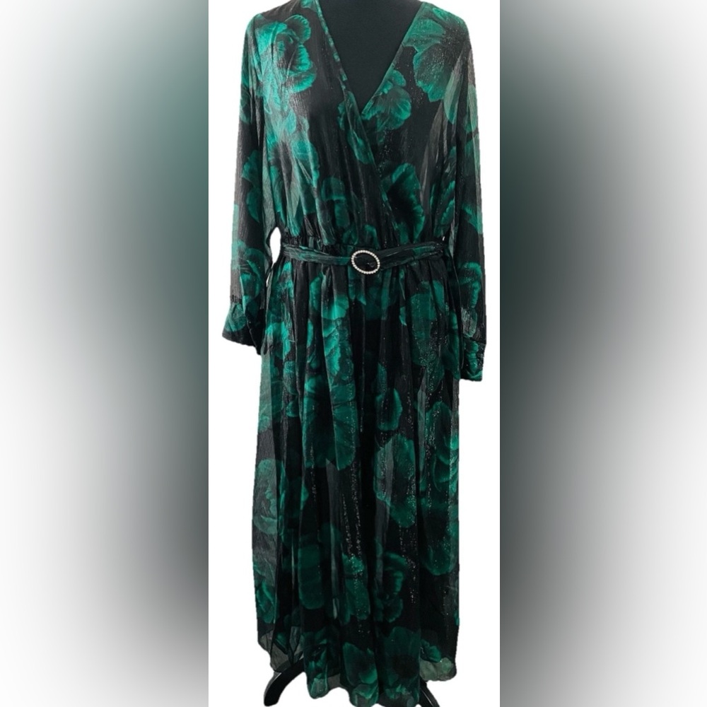 Elegant Green Floral Maxi Dress